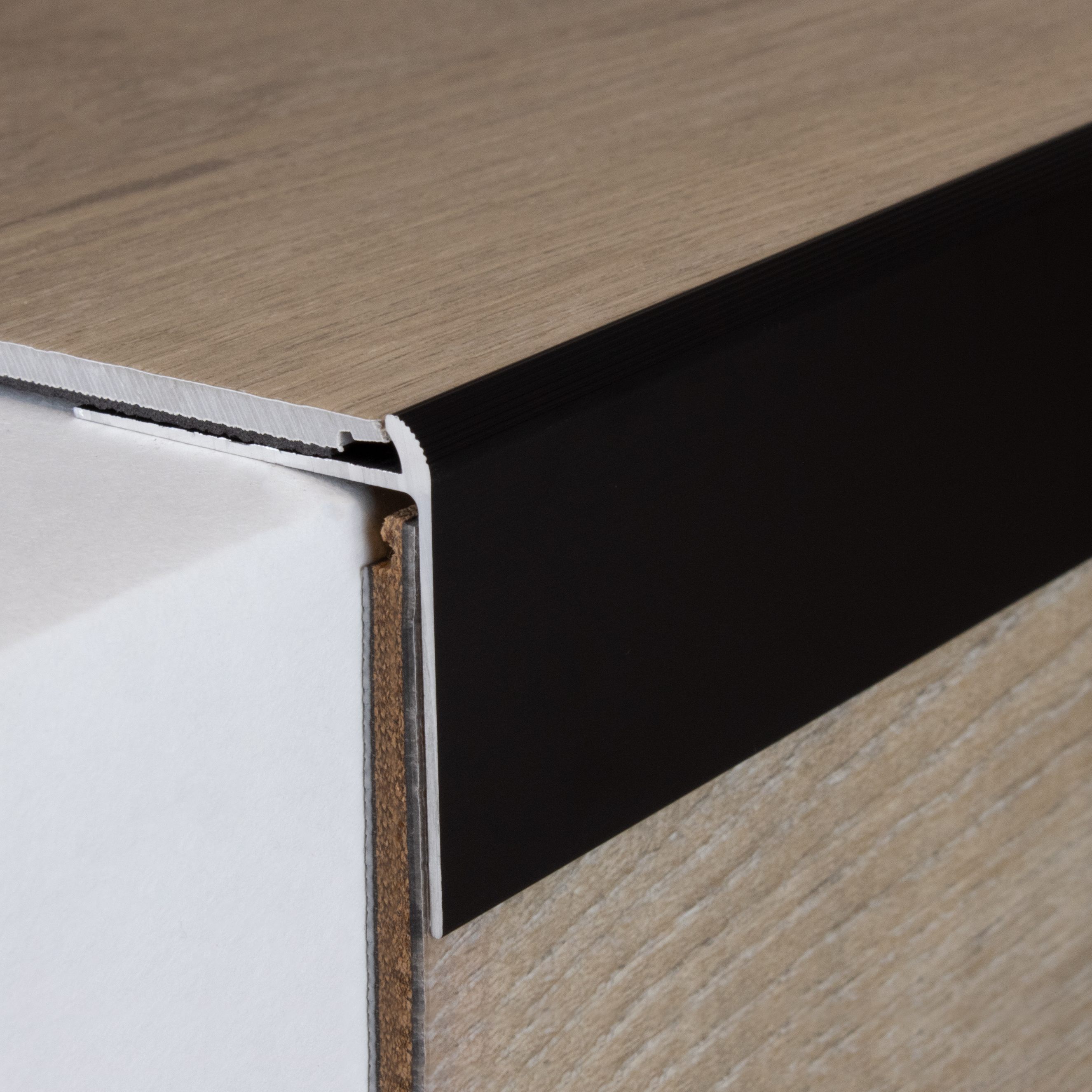 Profili per bordi e angoli delle scale PROVISTON Berrie 40 x 40 mm Altezza bordo 3 - 5 mm Alluminio