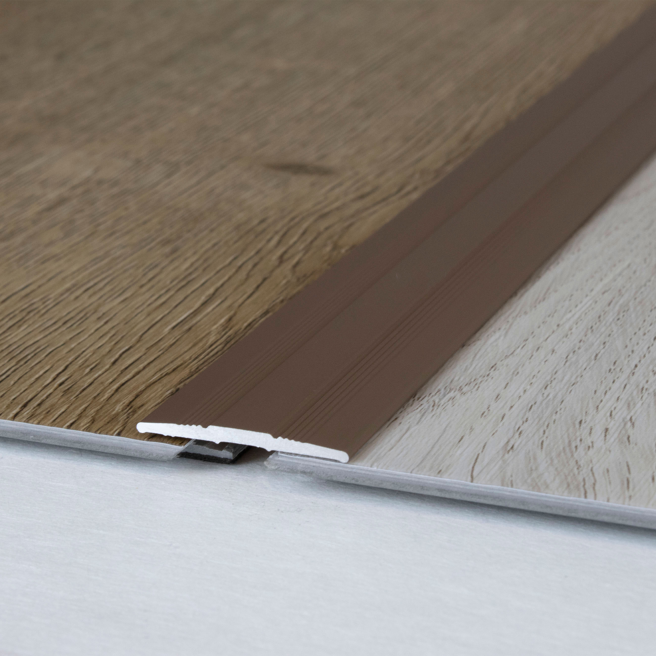 Profilo di transizione PROVISTON Tilburg H 1,7 mm L 27 mm Striscia di transizione Alluminio anodizzato