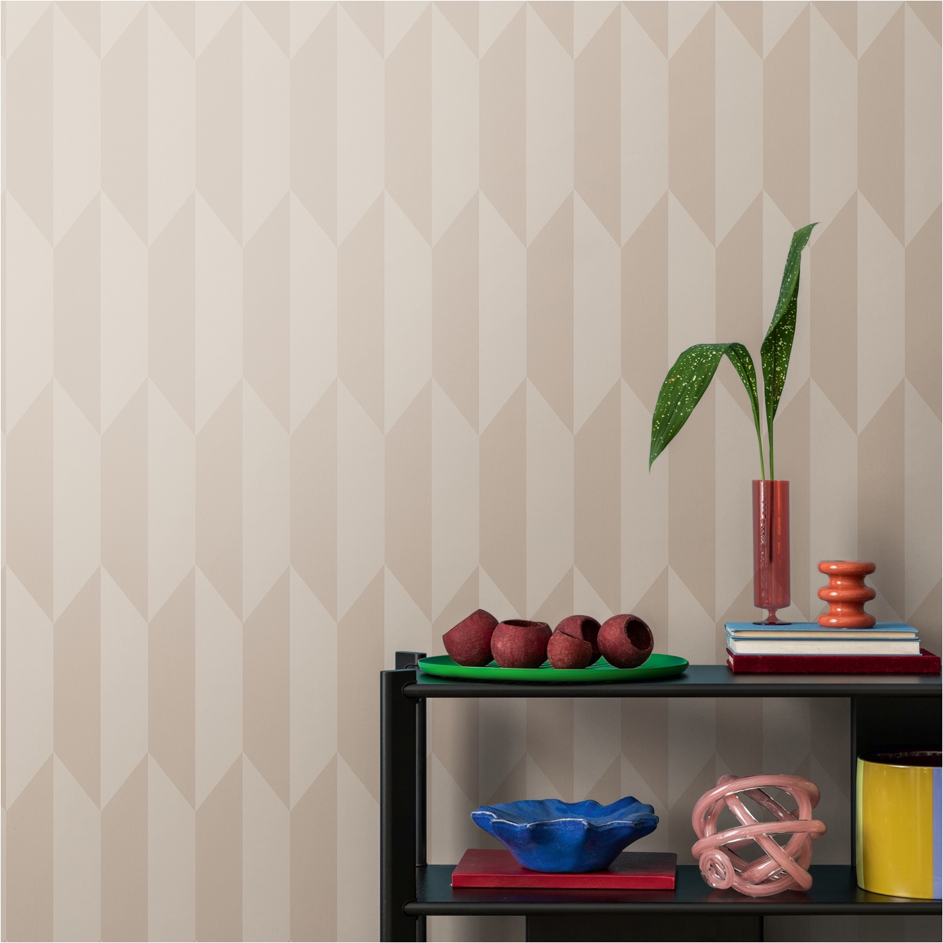 Carta da parati in tessuto non tessuto 790861 Bianco 3D geometrico CosmoLiving di Cosmopolitan A.S. Creation