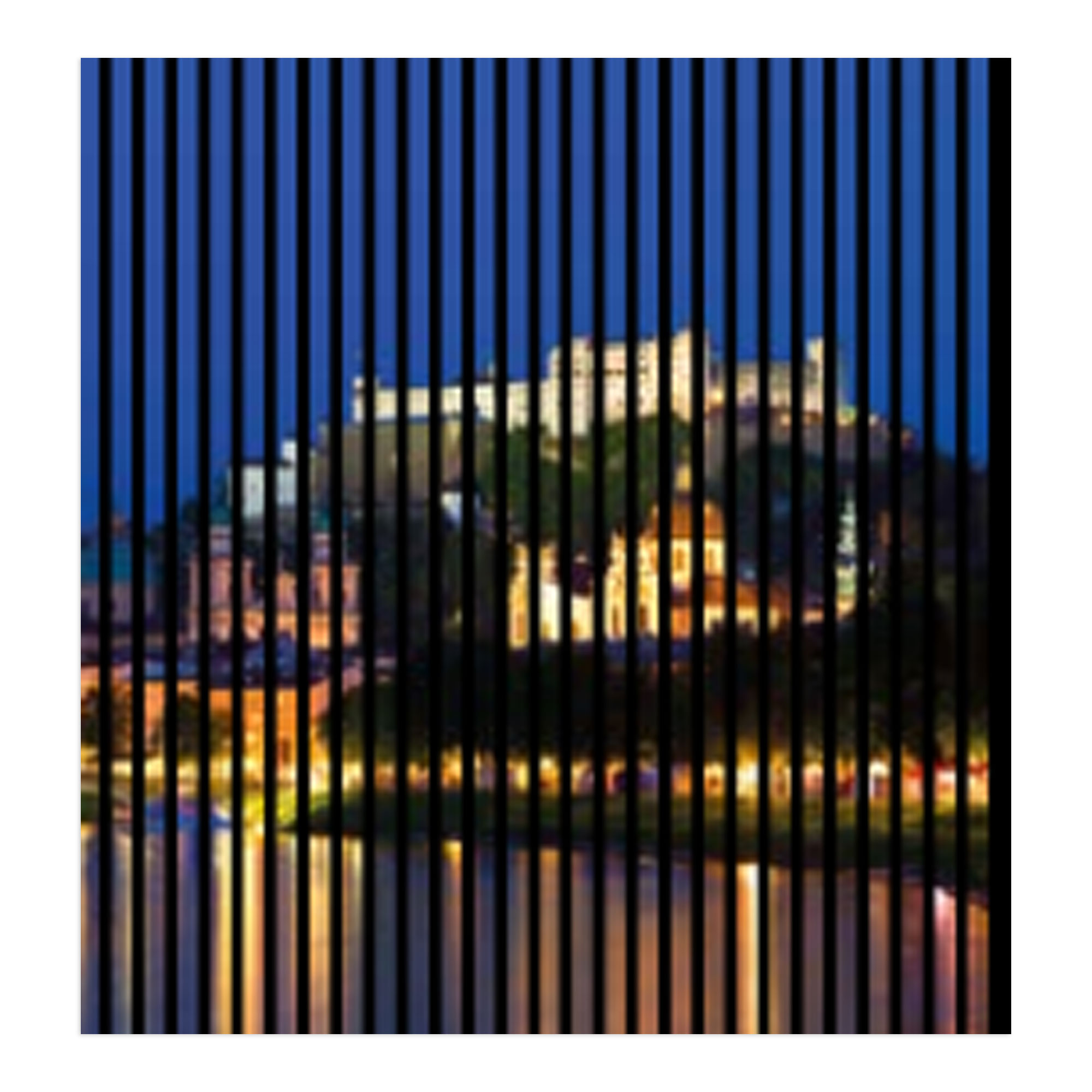 Pannelli acustici con stampa digitale del Castello di Burg, pannelli murali blu di varie dimensioni.