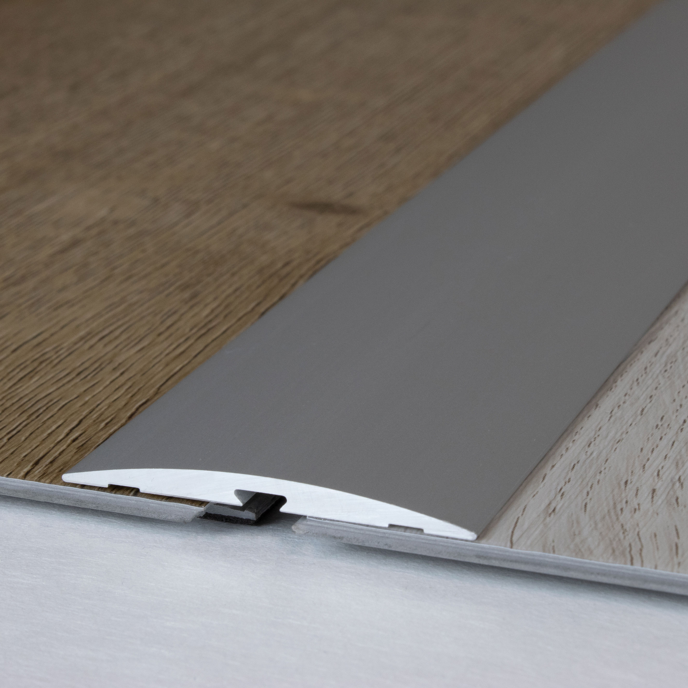 Profilo di transizione PROVISTON Brecht H 4 mm W 50 mm striscia di transizione alluminio anodizzato