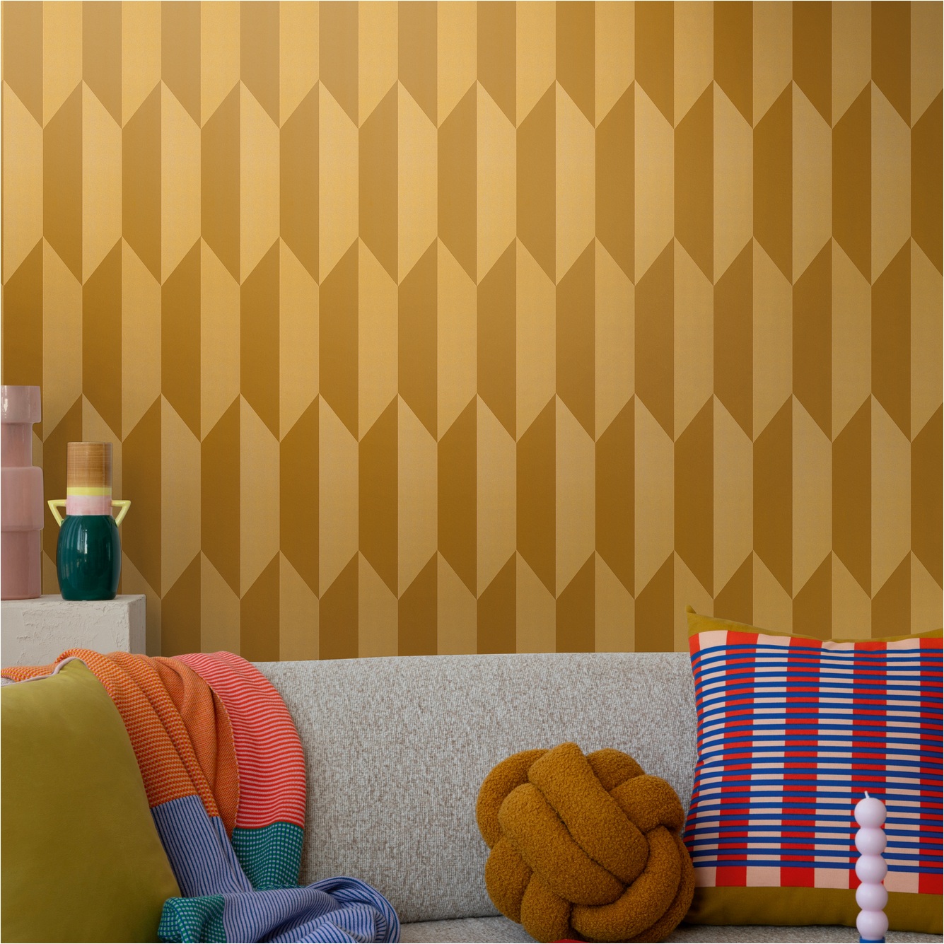 Carta da parati non tessuta 790866 oro 3D geometrico CosmoLiving di Cosmopolitan A.S. Creation