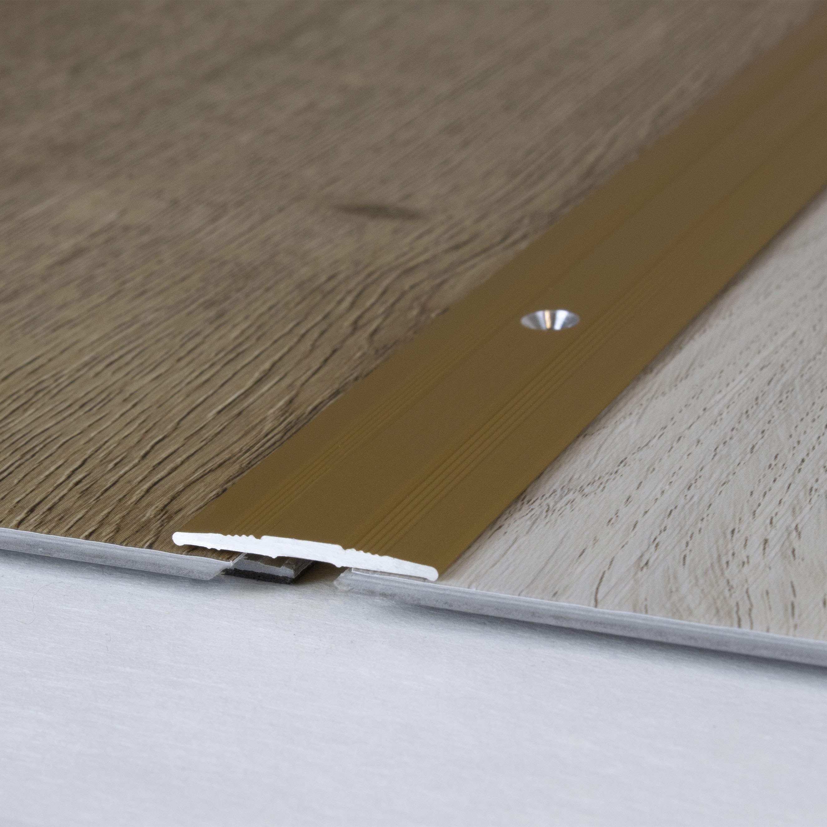 Profilo di transizione PROVISTON Tilburg H 1,7 mm L 27 mm Striscia di transizione Alluminio anodizzato