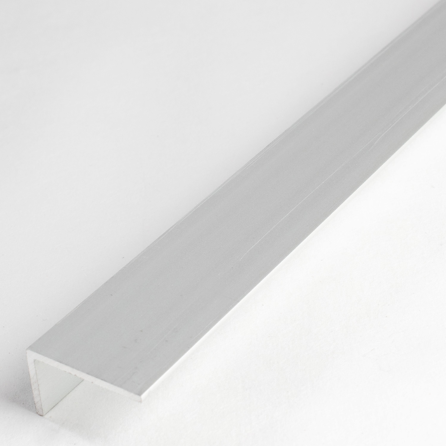 Profili per bordi e angoli delle scale Auer Alcoba Altezza 10 - 20 mm Larghezza 15 - 40 mm Alluminio