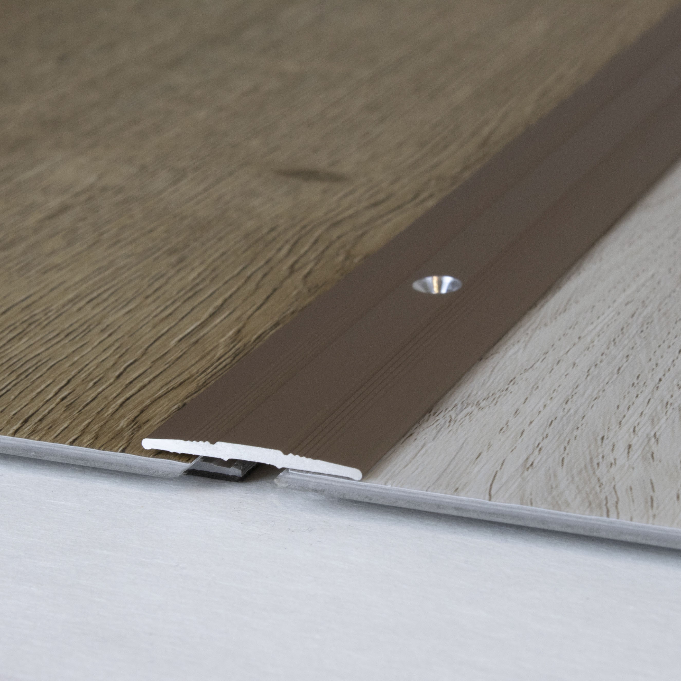 Profilo di transizione PROVISTON Tilburg H 1,7 mm L 27 mm Striscia di transizione Alluminio anodizzato