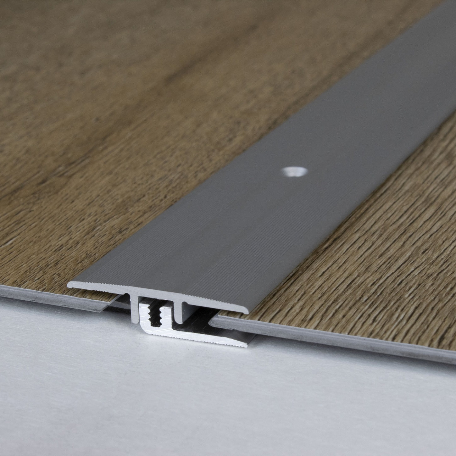 Profilo di transizione PROVISTON Richmond B, altezza bordo 33 mm, striscia di transizione 5-9 mm, alluminio anodizzato