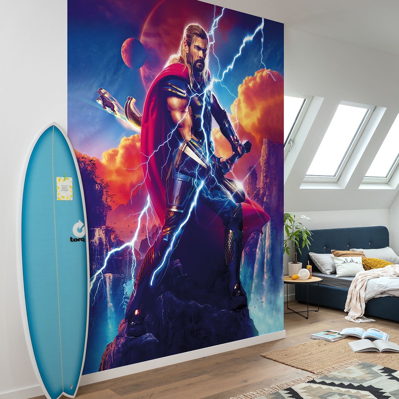 Komar Photo Wallpaper Marvel Thor Love and Thunder 250 x 200 cm Carta da parati con stampa digitale Tessuto non tessuto Avengers God