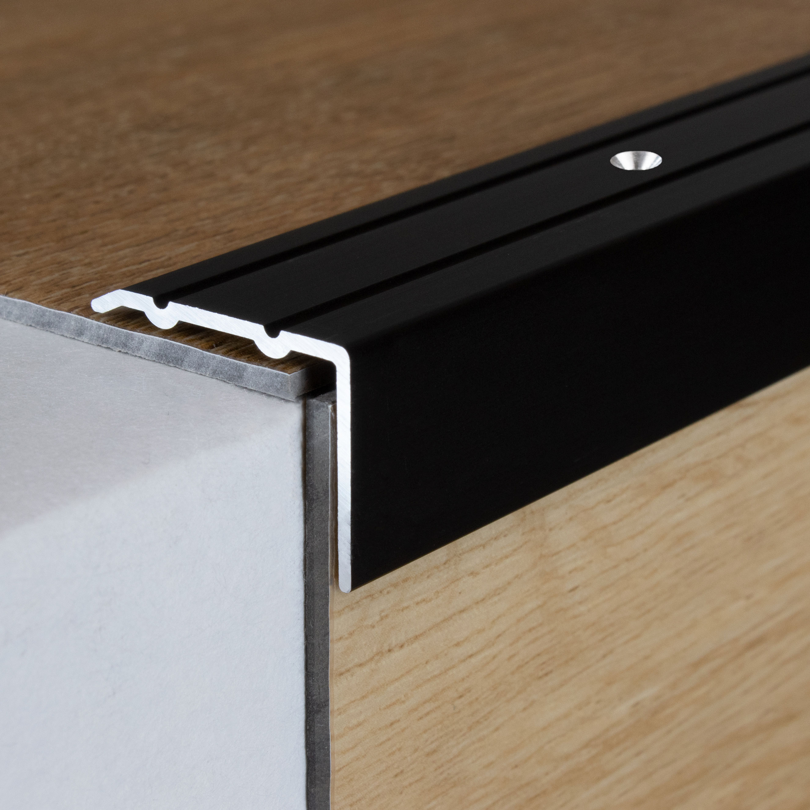 Profili per bordi e angoli delle scale PROVISTON Salerno Larghezza 24,5 mm Alluminio