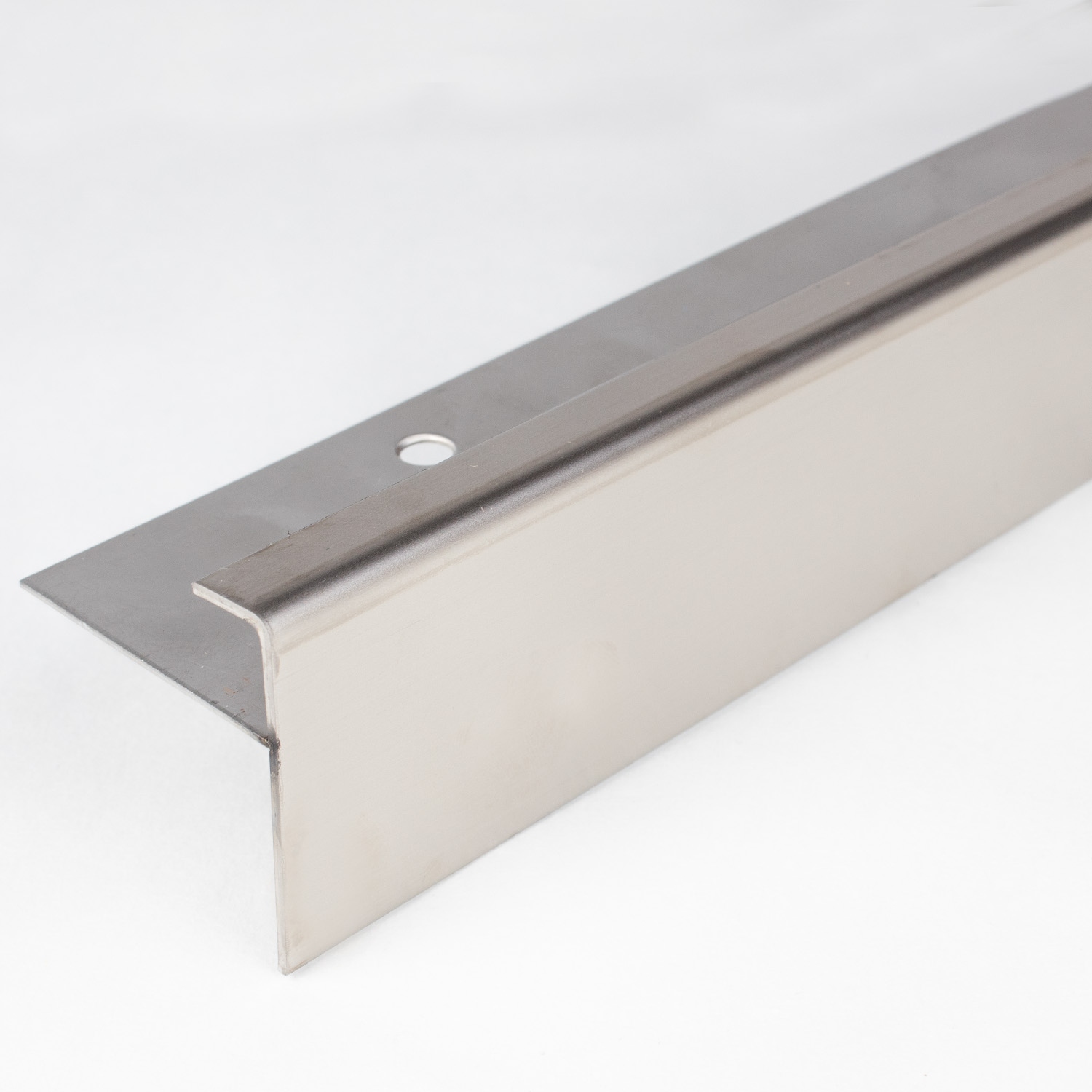 Profili di bordatura e finitura Auer Tullamore, altezza 40 mm, larghezza 40,5 mm, lunghezza 2500 mm, acciaio inox