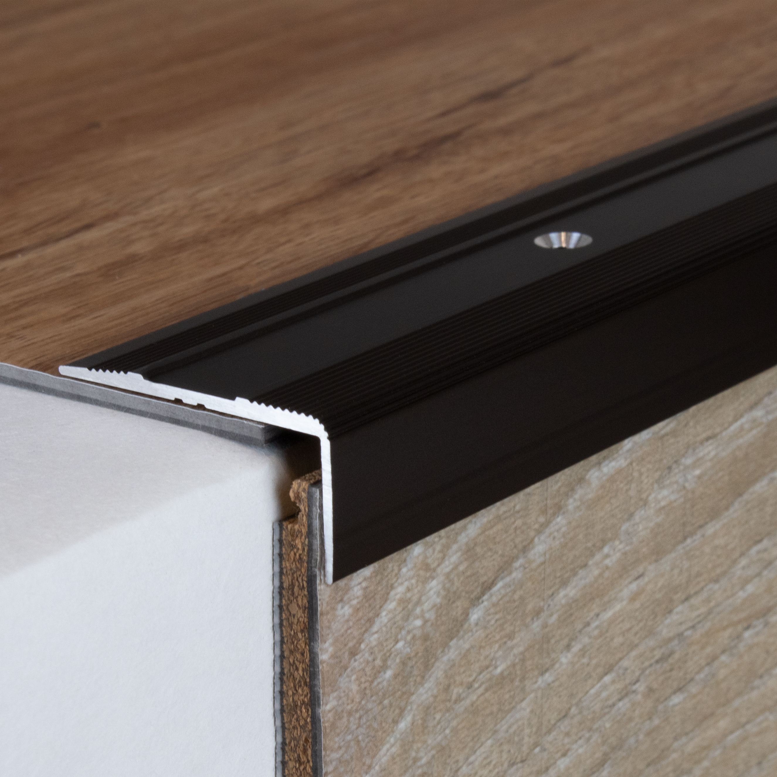 Profili per bordi e angoli delle scale PROVISTON Milena H 15 mm W 36 mm L 1000 mm Alluminio