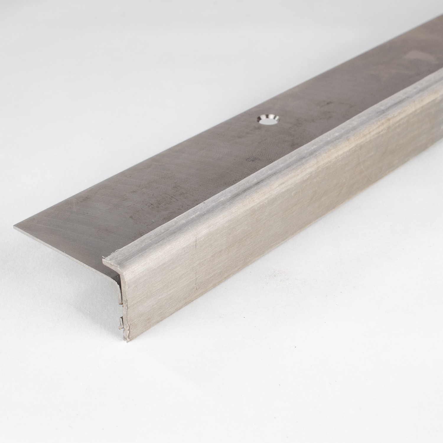 Profili di bordatura e finitura Auer Claydon 23 x 29 x 2700 mm, altezza bordatura: 2 - 15 mm, acciaio inox