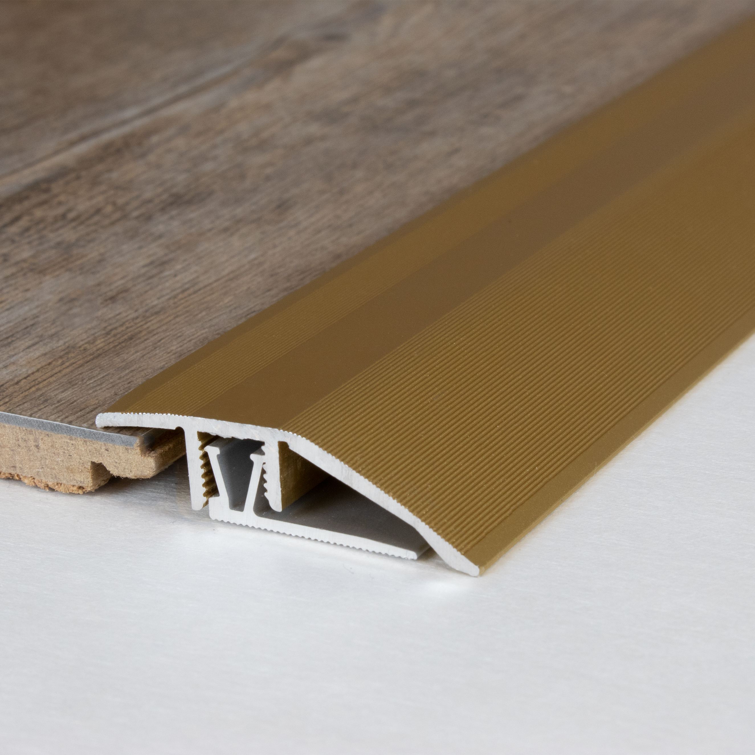 Profili di altezza e regolazione PROVISTON Toronto B 41 mm Altezza bordo 7 - 10 mm Alluminio anodizzato