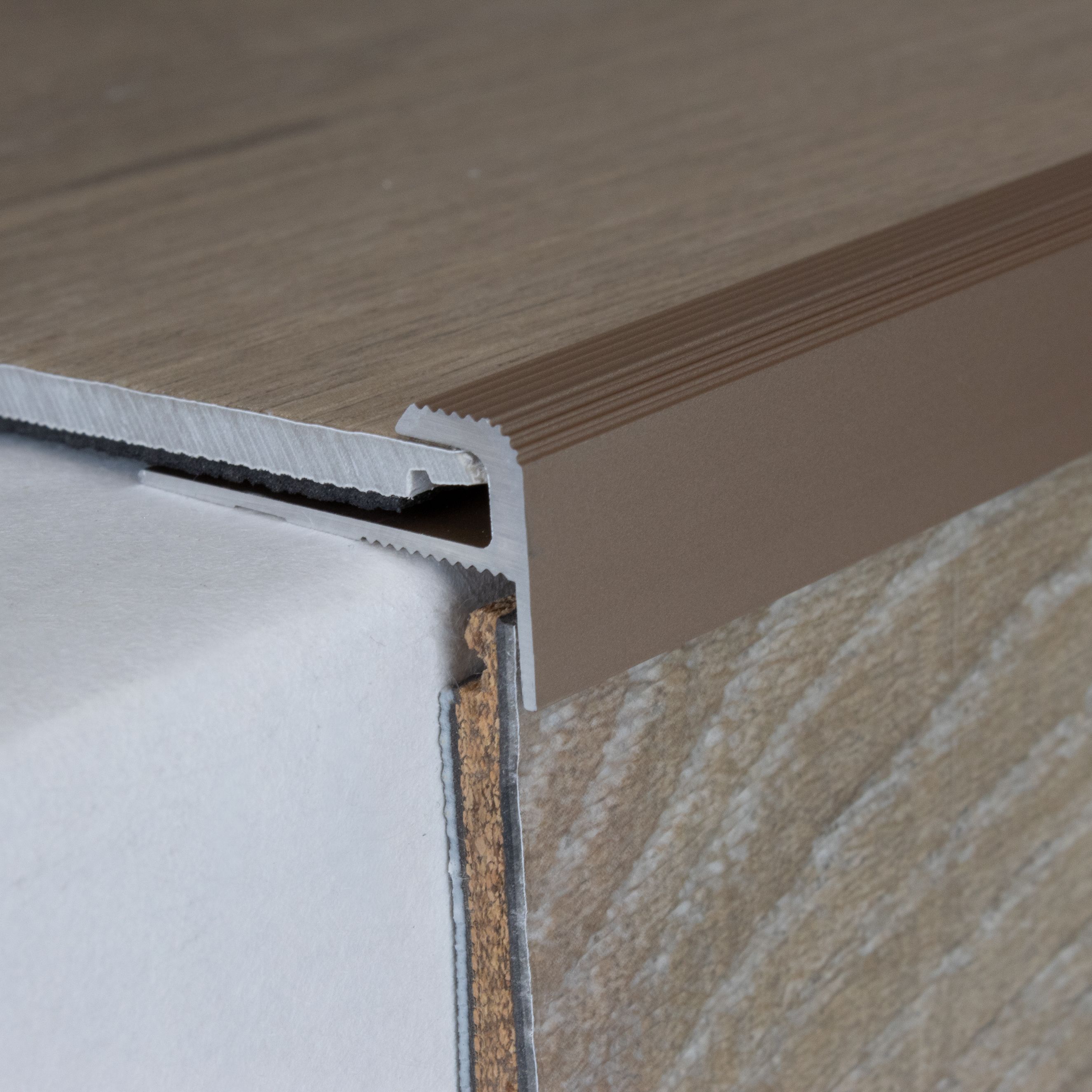 PROVISTON Profilo terminale, altezza 12 mm, larghezza 28 mm, altezza bordatura 5 mm, profilo bordatura in alluminio