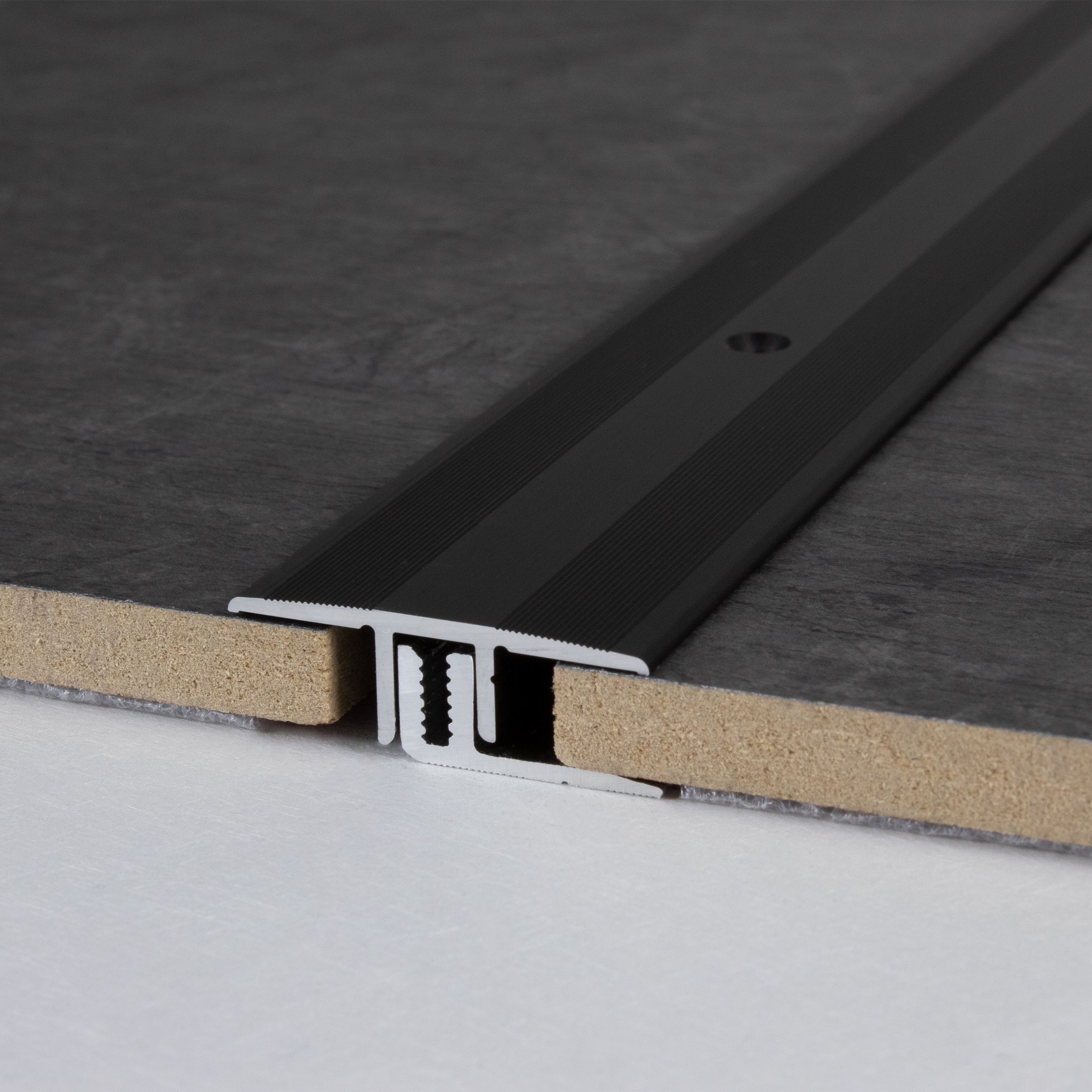 Profilo di transizione PROVISTON Calgary B, altezza bordo 33 mm, striscia di transizione in alluminio anodizzato da 7 a 15 mm