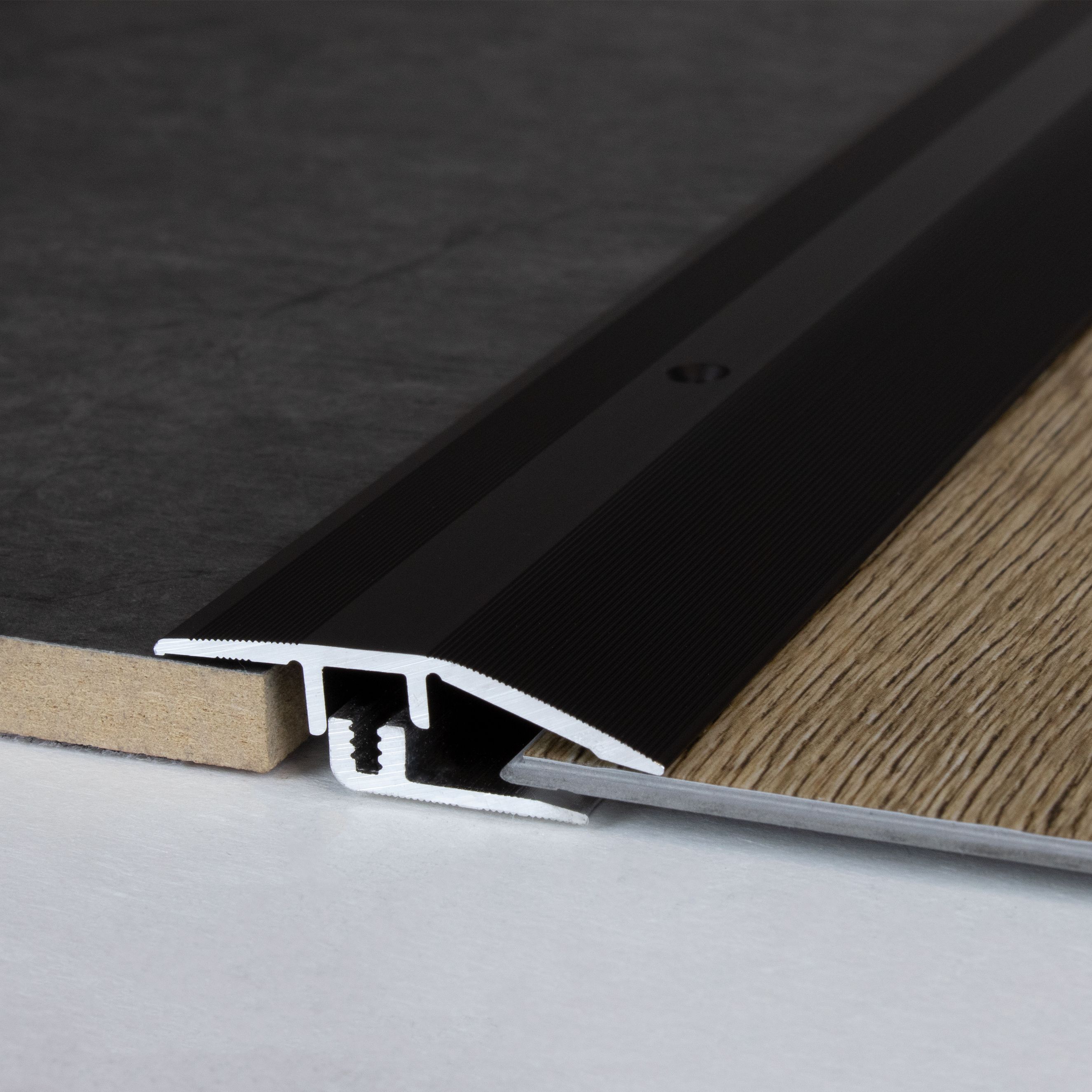 Profili di altezza e regolazione Auer Kingston B 40 mm, altezza bordo 5 - 9 mm, alluminio anodizzato