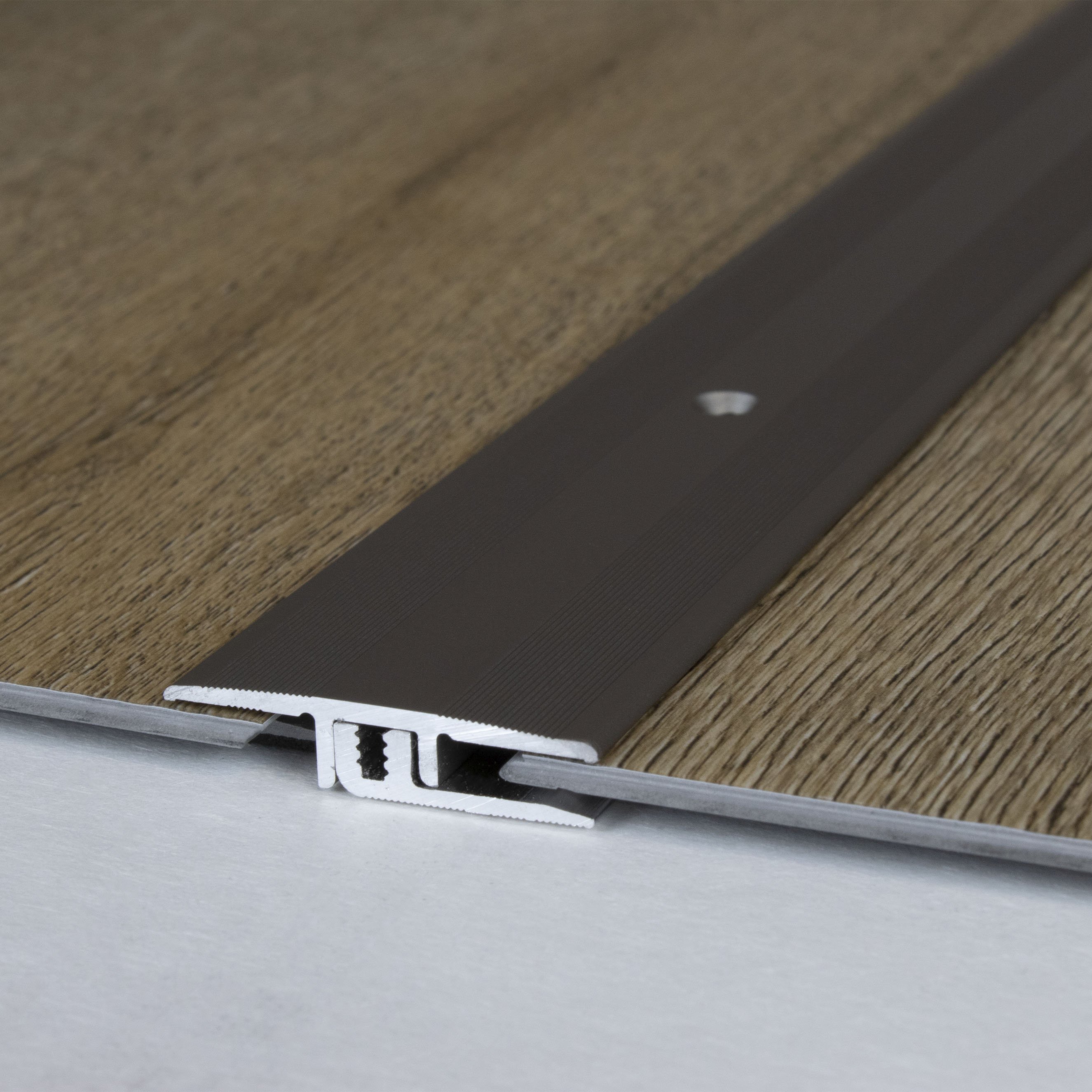 Profilo di transizione PROVISTON Richmond B, altezza bordo 33 mm, striscia di transizione 5-9 mm, alluminio anodizzato