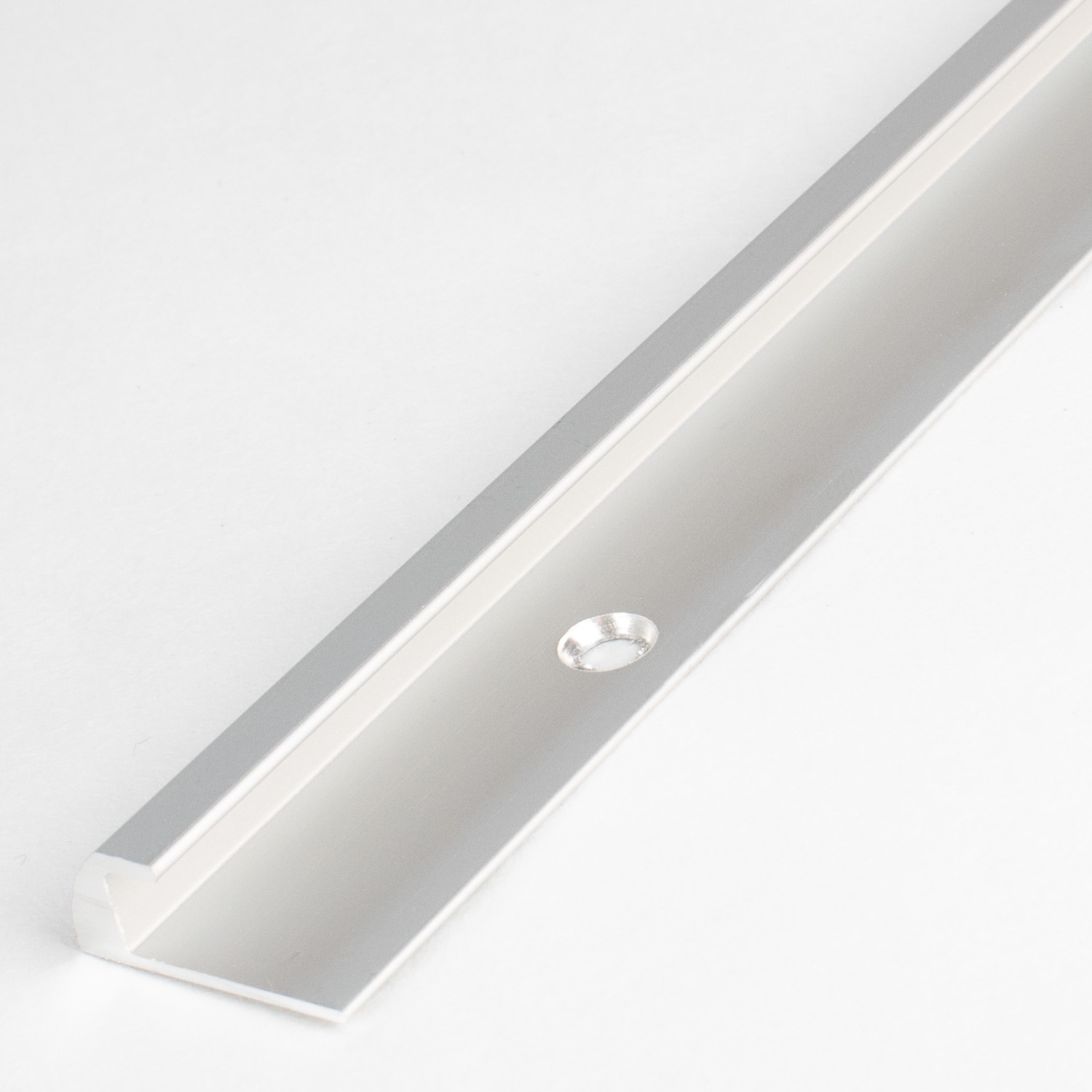 Profili di bordatura e finitura Auer Midleton B 20 mm L 2700 mm altezza bordatura 6 mm alluminio anodizzato