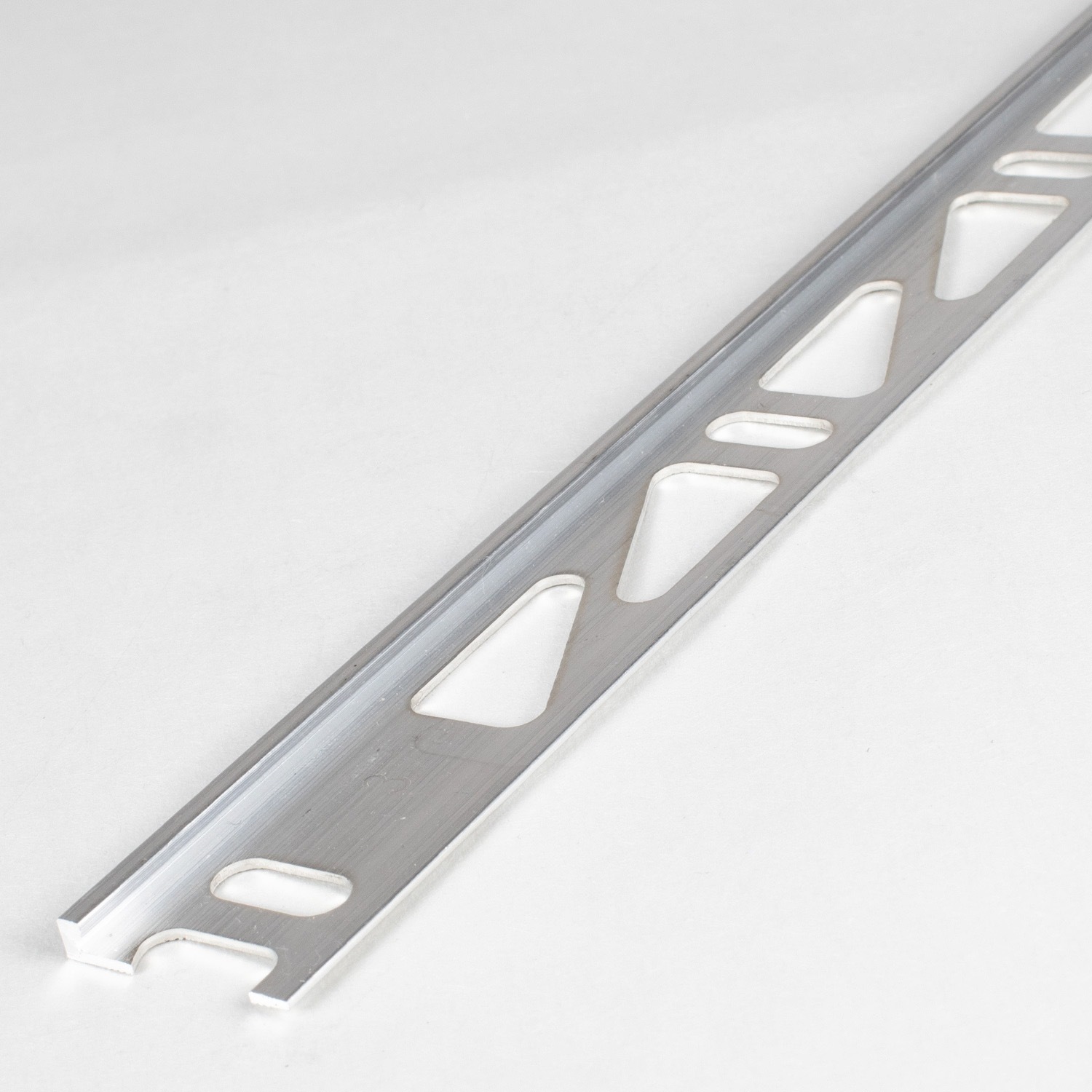 Profili per giunti di dilatazione e piastrelle Auer Renesse, larghezza 23 mm, lunghezza 2500 mm, alluminio