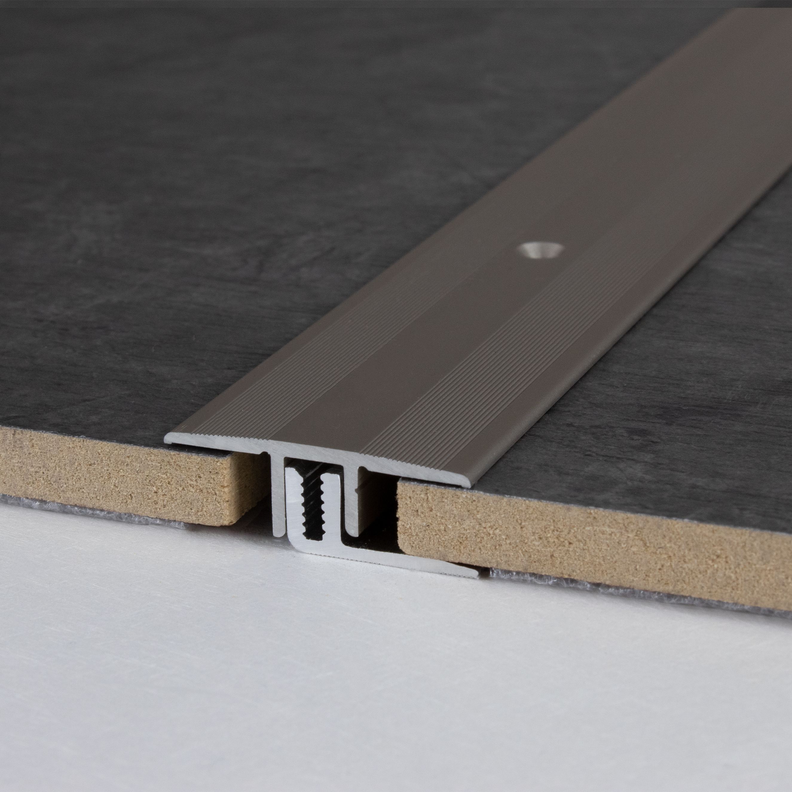 Profilo di transizione PROVISTON Calgary B, altezza bordo 33 mm, striscia di transizione in alluminio anodizzato da 7 a 15 mm