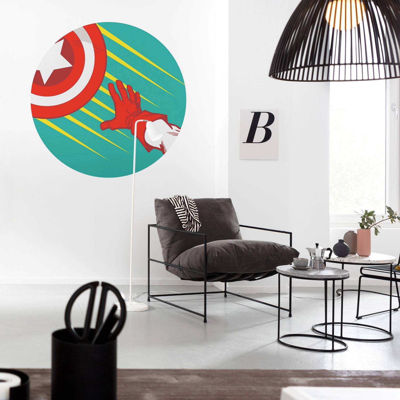 Komar Photo Wallpaper Marvel Avengers Captain Shield Pop Art 125 x 125 cm Tessuto non tessuto autoadesivo Vibraniuim
