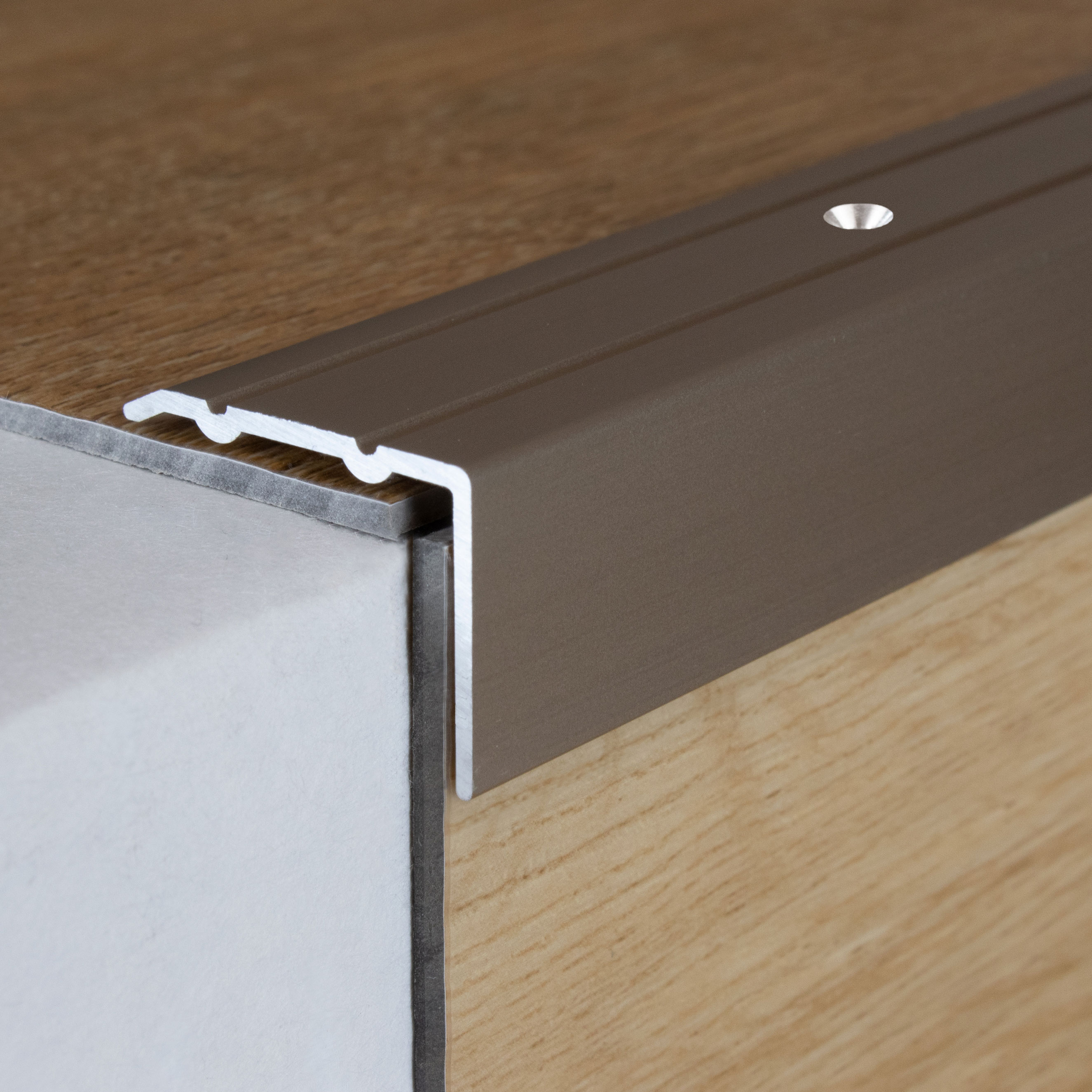 Profili per bordi e angoli delle scale PROVISTON Salerno Larghezza 24,5 mm Alluminio