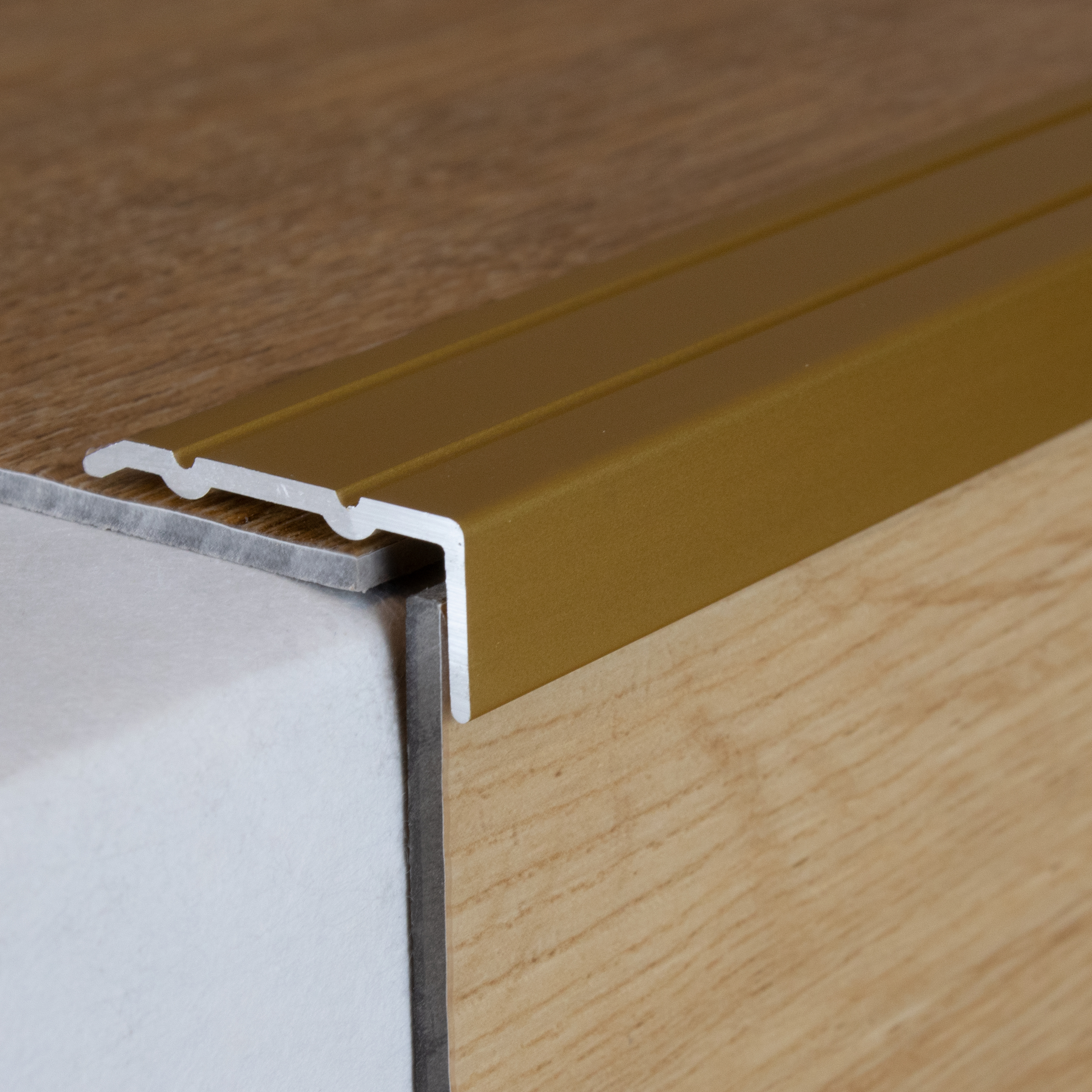 Profili per bordi e angoli delle scale PROVISTON Salerno Larghezza 24,5 mm Alluminio