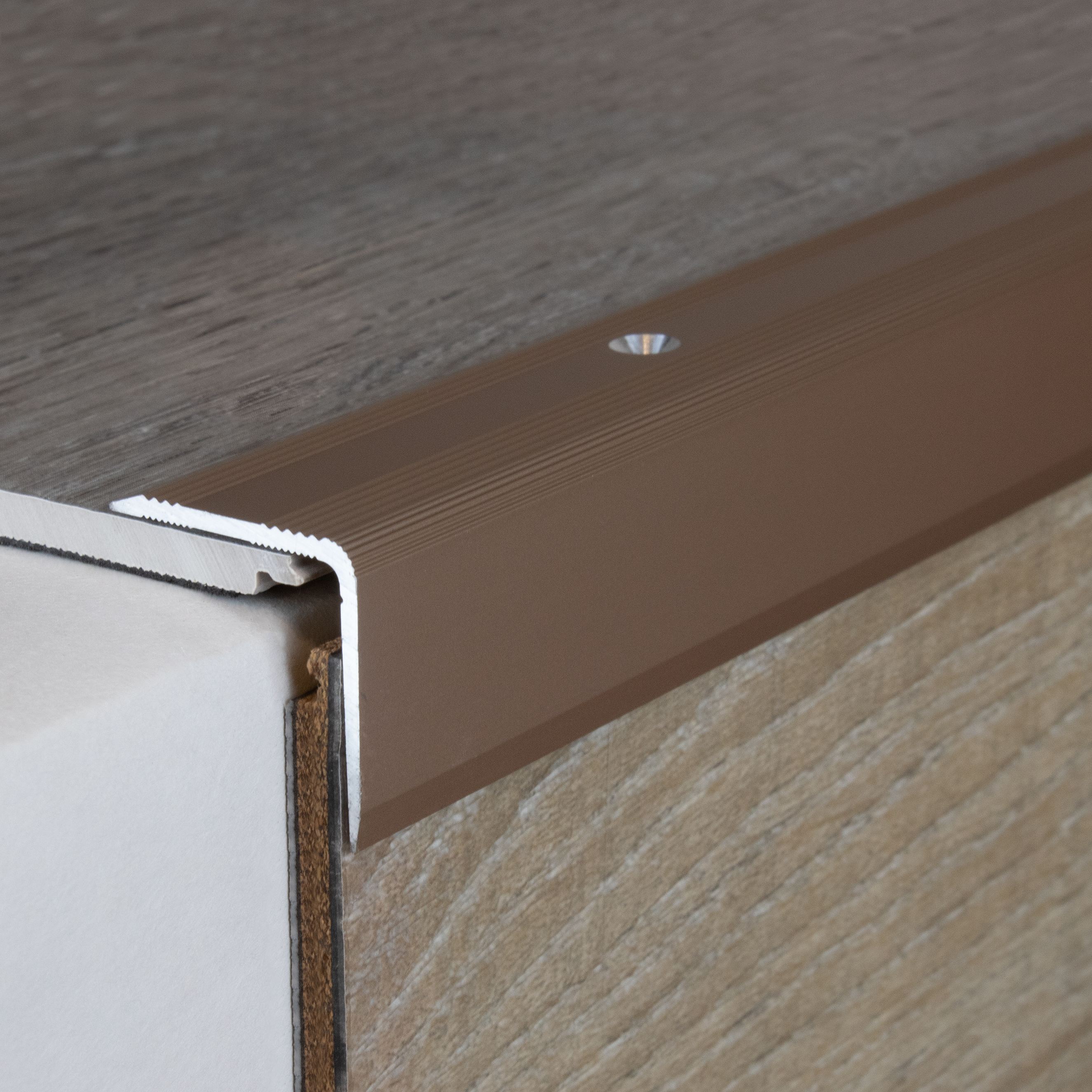 Profili per bordi e angoli delle scale PROVISTON Orvieto Altezza 29 mm Larghezza 27 mm Alluminio anodizzato